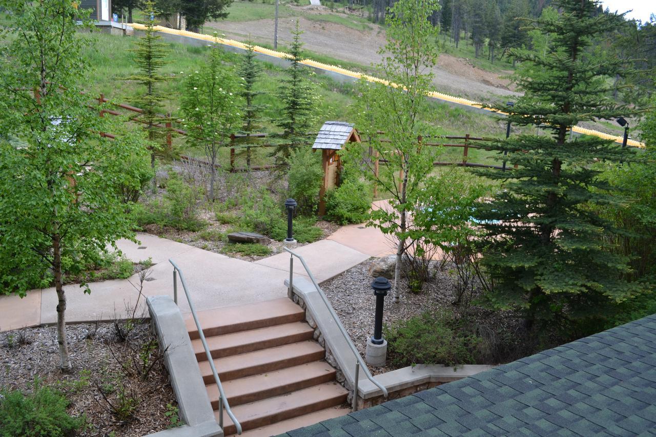 Taynton Lodge At Panorama Mountain Village Resort Exterior photo